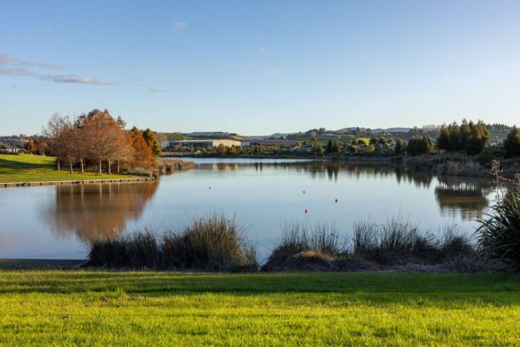 5 Furl Close Pyes Pa_22