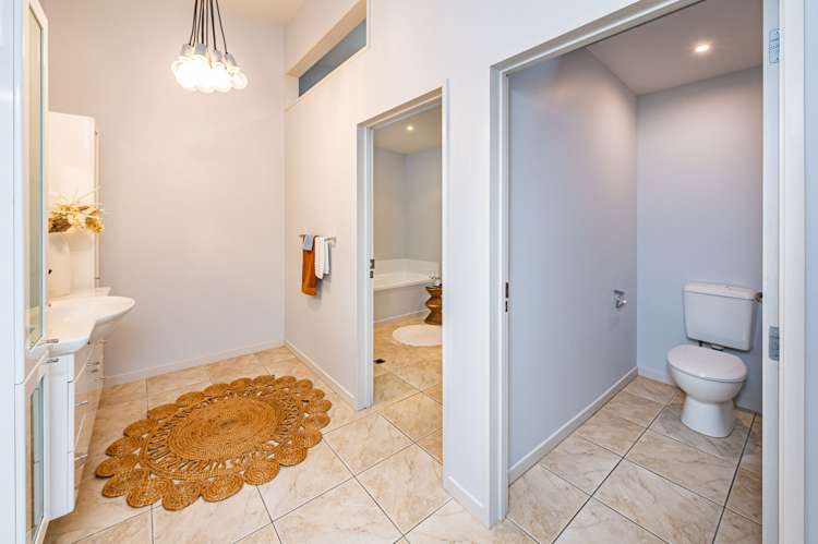 31 Norfolk Drive Otamatea_16
