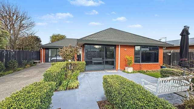 RENOVATED 5 BEDROOM, 2 BATHROOM HOME IN SOUGHT AFTER LOCATION