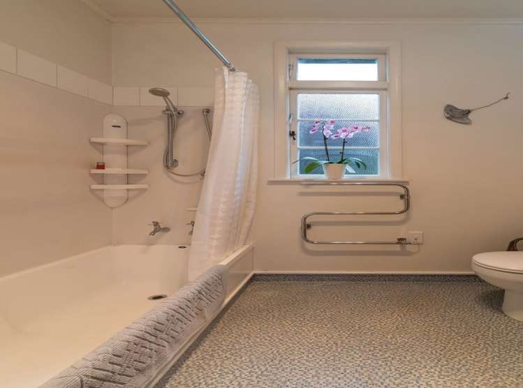 1b Waiwhero Street Mangakakahi_11