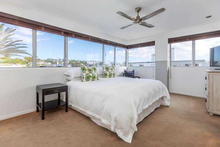 10/57 Sarsfield Street Herne Bay_6