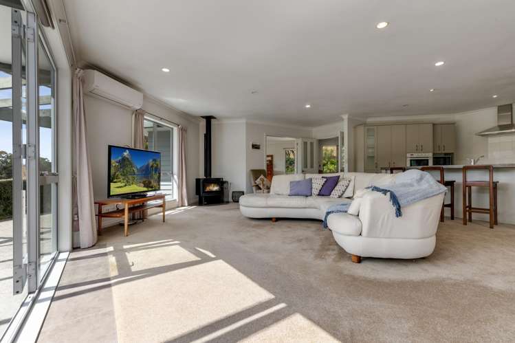 18 Mudgeways Road Massey_9