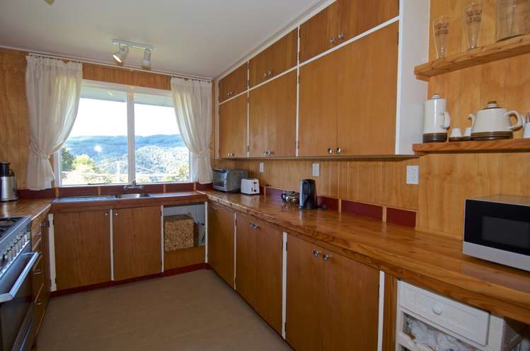 31 Tui Terrace Waipori Falls_6