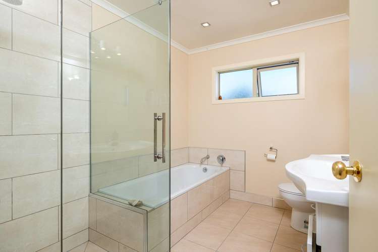 9 Donald Street Featherston_8
