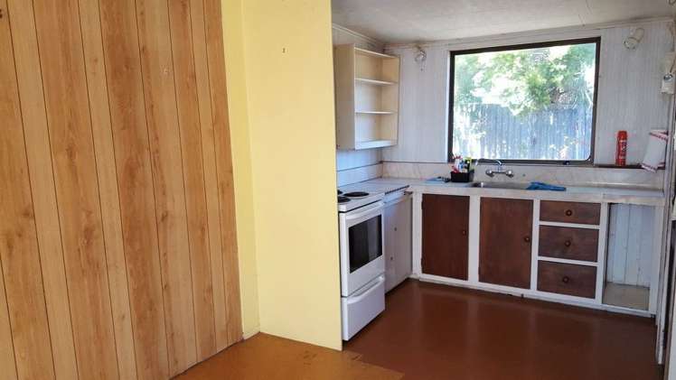 86 Dunns Avenue The Pines Beach_1