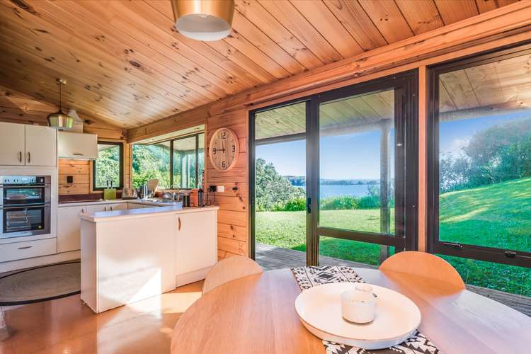 89 Great Barrier Road Oneroa_11