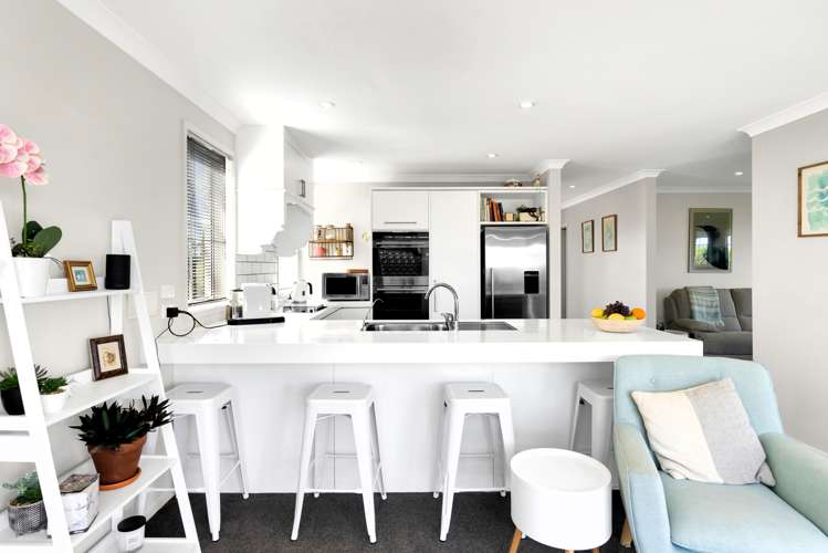 12a Nadine Stanton Drive Bell Block_8