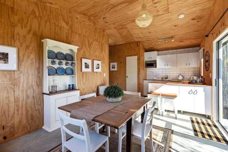 73a Belk Road South Kaimai_22