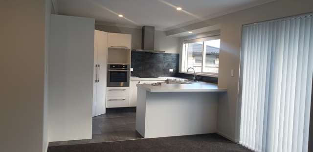 35 Komata Crescent Papamoa_2