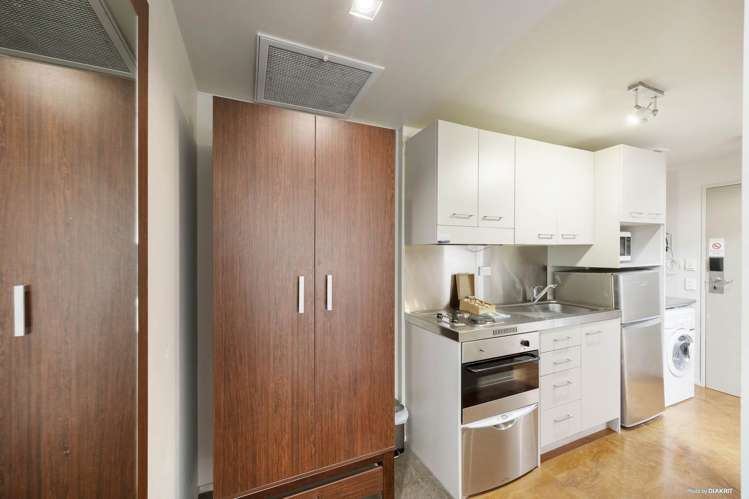 188 Hobson Street_5