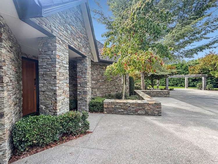632 Marshland Road Marshland_2