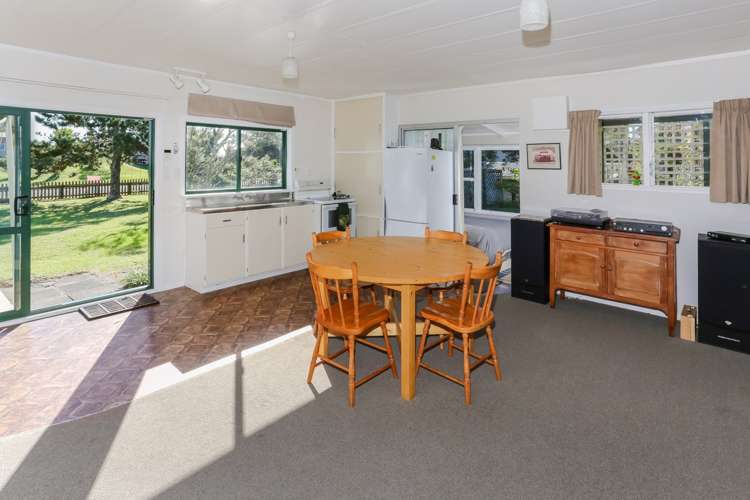 13 Ashwell Drive Port Waikato_5