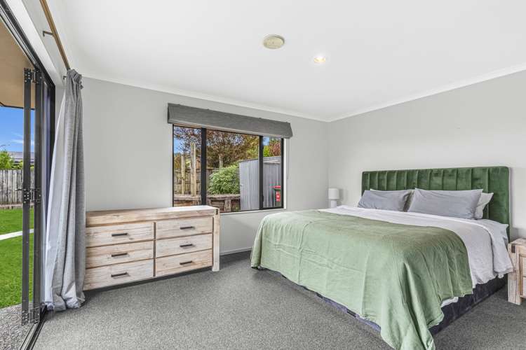 9 Ashdonleigh Grove Stoke_10