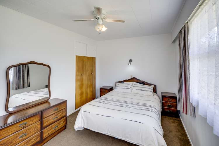 76 Flaxmere Avenue Flaxmere_6