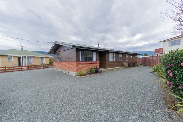 213 Milford Road Te Anau_1