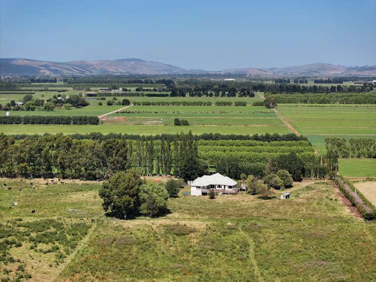 137 and 179 Kirks Drain Road Momona_9