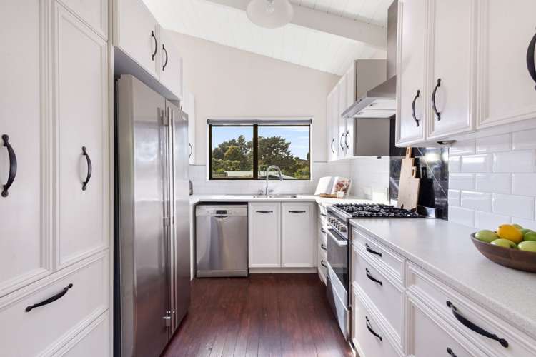 38 Carlton Terrace Westown_13