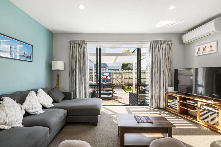 42/22 Northcross Drive Oteha_1