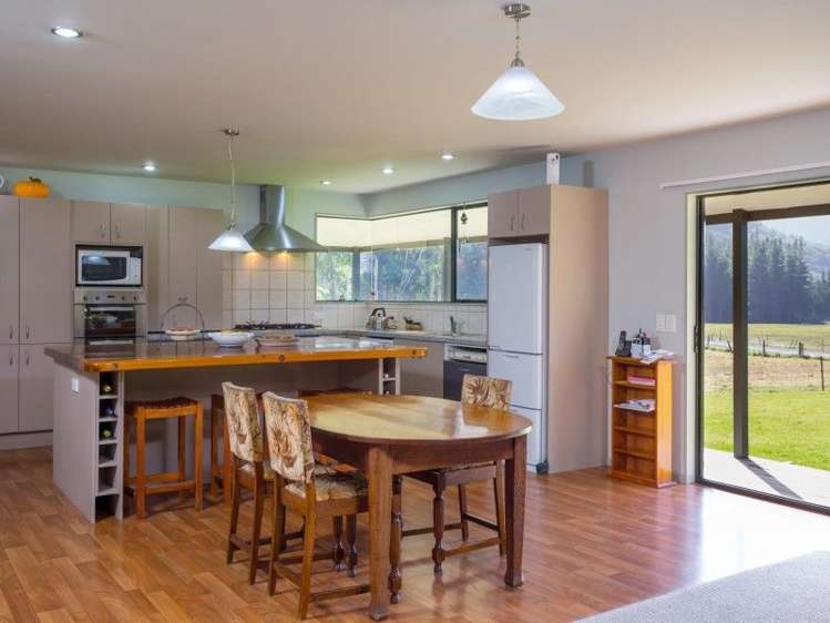 758 Wakamarina Road Havelock_9