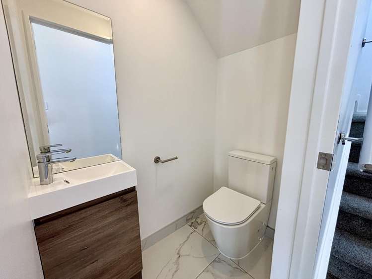 4/25 Abbotleigh Ave Te Atatu Peninsula_7