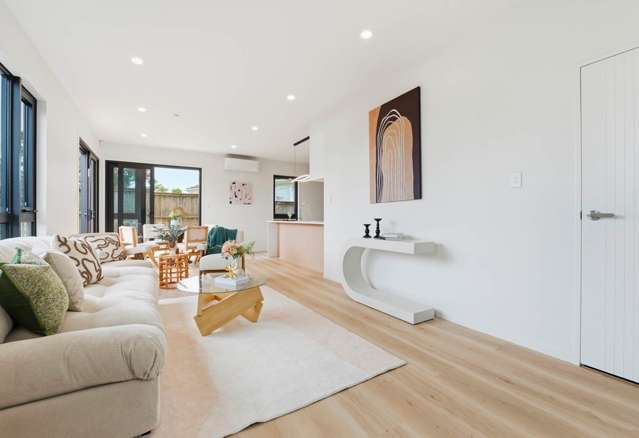 88A Bradbury Road Botany Downs_3