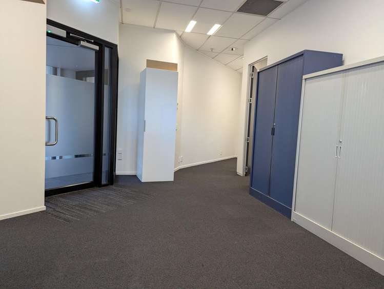 Ground 1/95 Cutsomhouse Quay Wellington Central_5