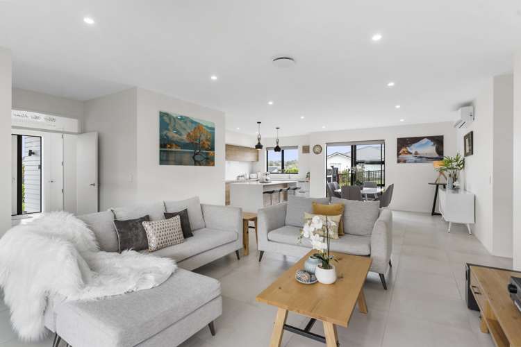 57 Angiangi Crescent Beachlands_15