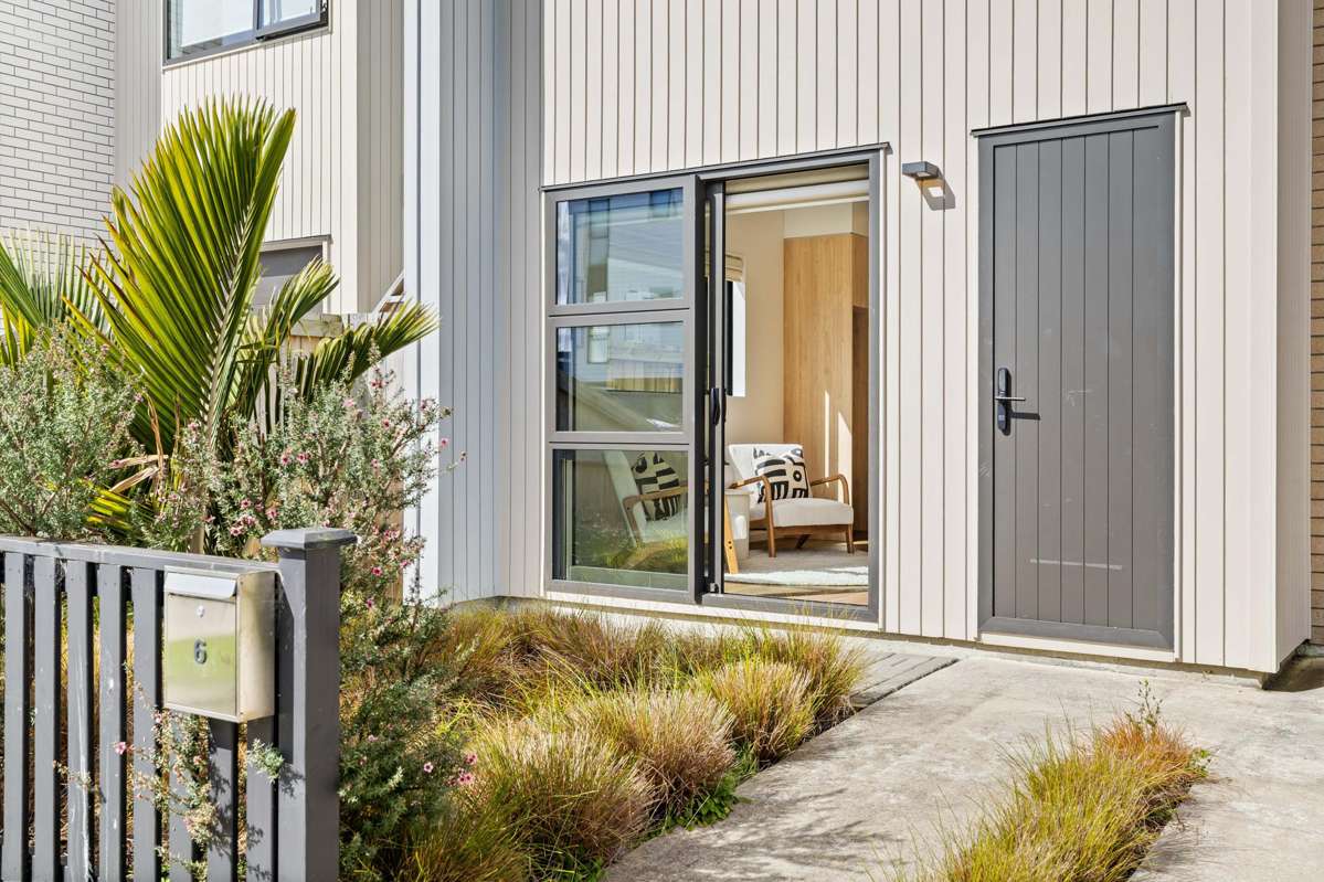 6 Coast Garden Drive_4