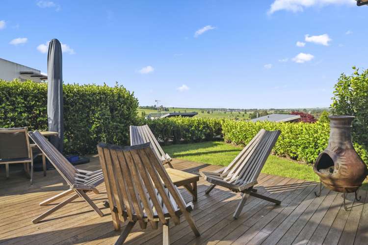 1/10 Krissell Place Acacia Bay_18