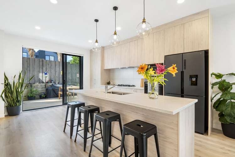 4b Rosalind Road Glenfield_4