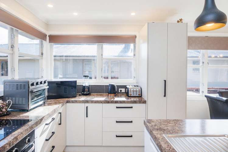 33 Highbury Avenue Highbury_10