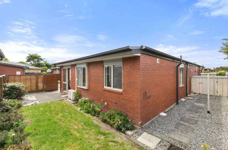 9/25 Tilford Street Woolston_3