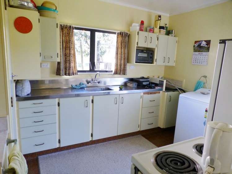 587 Waiwera Street Kawhia_2