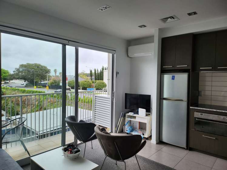 C402/130 Anzac Street Takapuna_3