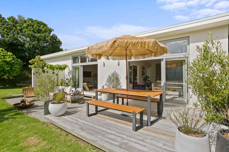 1185d South Road Oakura_19