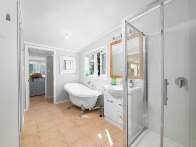 6 Tirairaka Terrace Russell Surrounds_28