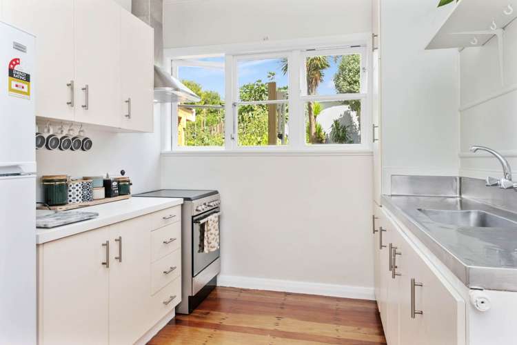 24a Normans Hill Road Onehunga_11