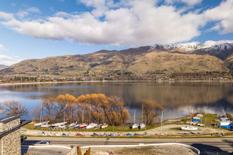 137 Lakeside Road Wanaka_4