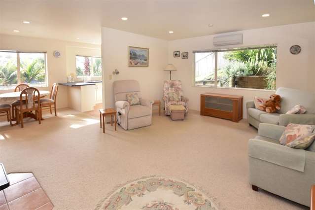 9 Brookvale Park Stanmore Bay_2