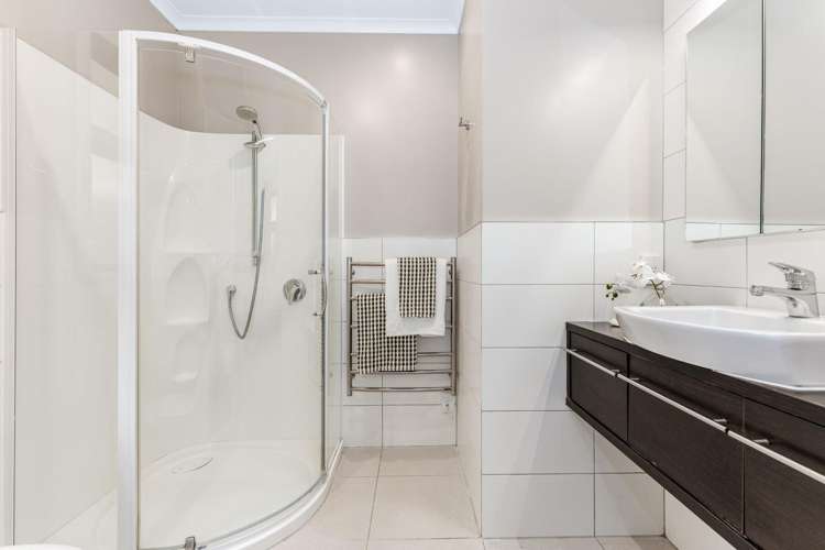 129 Cockayne Road Khandallah_16