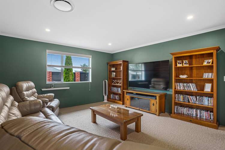 41 Pegasus Main Street Pegasus_8