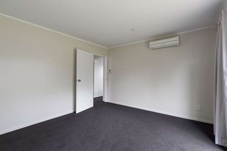 21 Logan Way Kelvin Grove_10