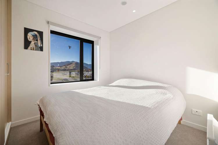 702/10 Copper Beech Ave Frankton_6