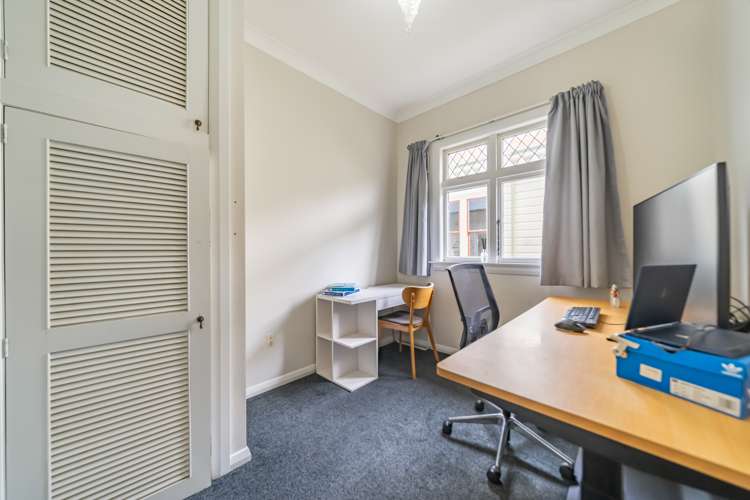 48 Kebbell Grove Epuni_13