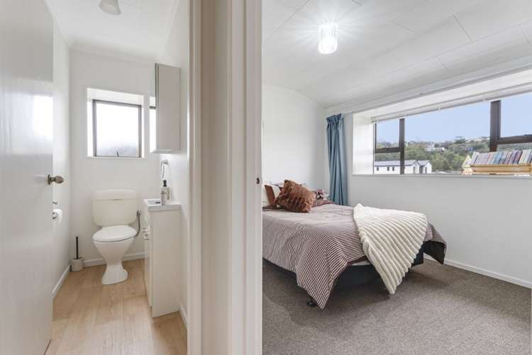 2/62A Tipahi Street Nelson South_16