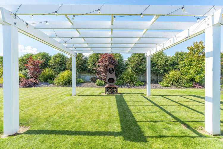 8 Pukatea Lane Kinloch_19