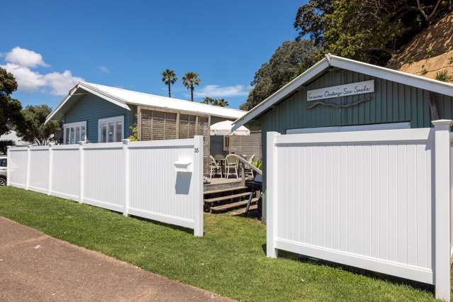 35 The Strand Onetangi_1