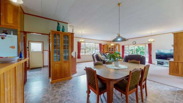 114 Hubbard Road Paeroa_4