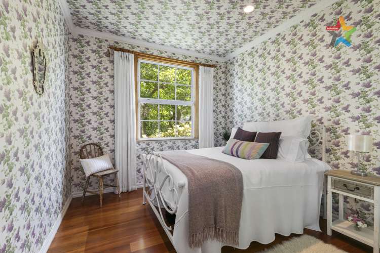 68 Woburn Road Woburn_12