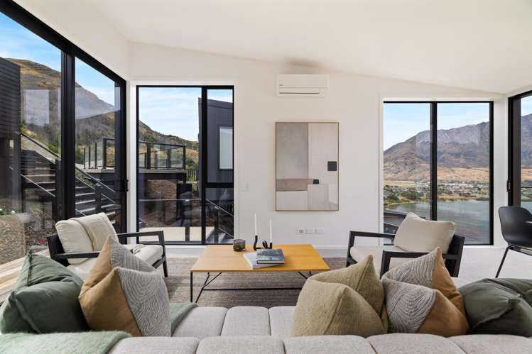 49 Angelo Drive Queenstown_3
